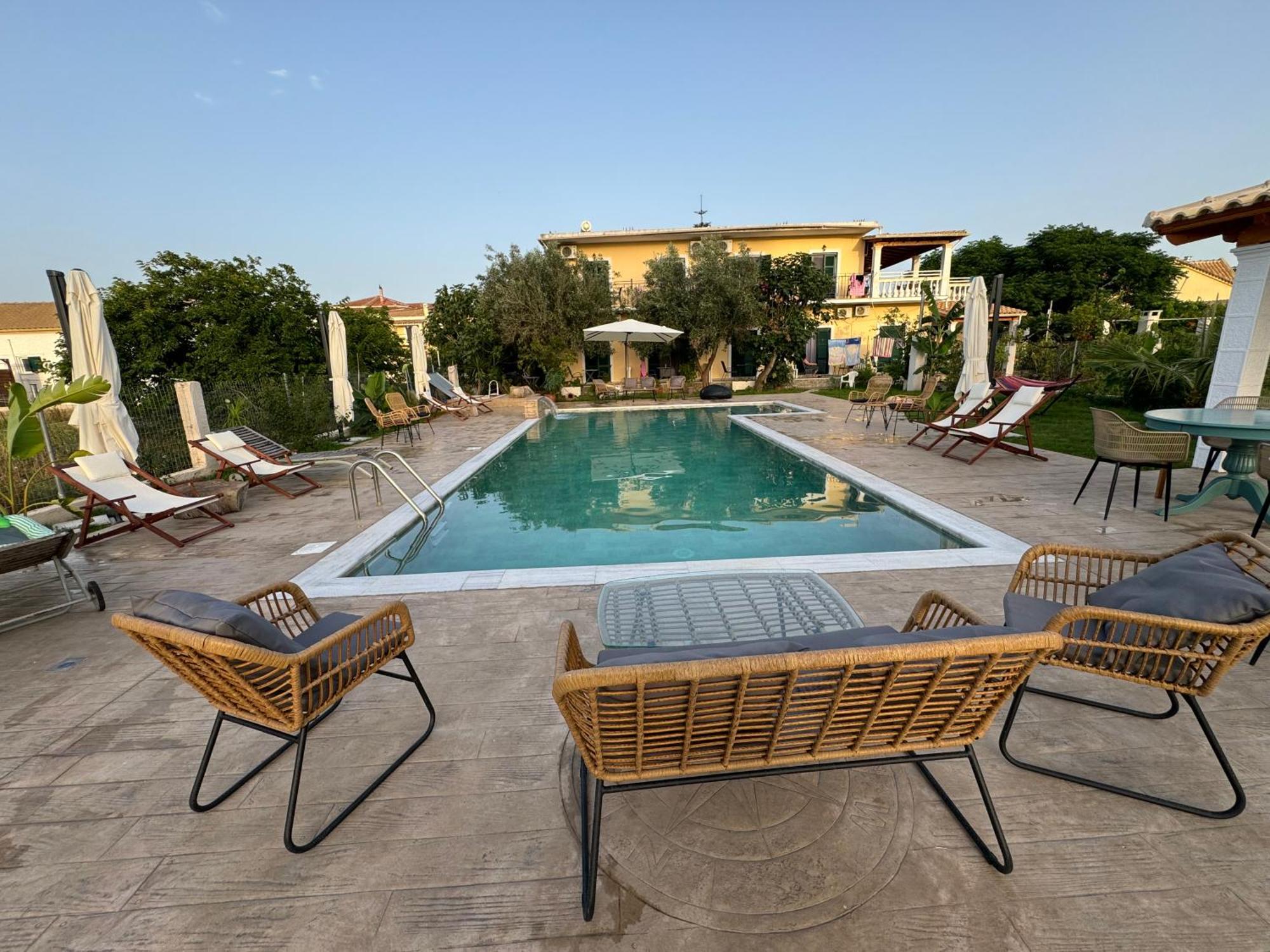 Kapetanios Luxury * Agios Georgios (Corfu)